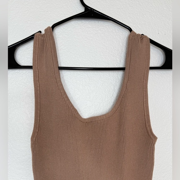 Windsor Tan Ribbed Midi Slit Dress | Size L - Picture 5 of 7